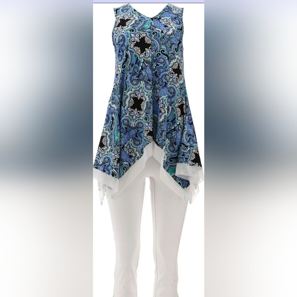 2 Pc Petite Attitudes by Renee High Low Tank W/ Mesh Trim & White Crop Pants- SP